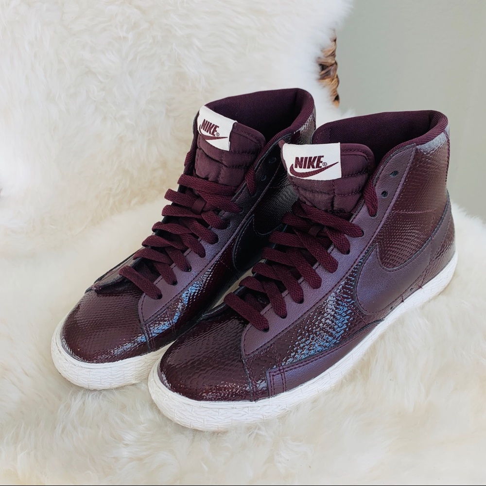 Nike | J. Crew Blazer Mid High Tops Maroon 8